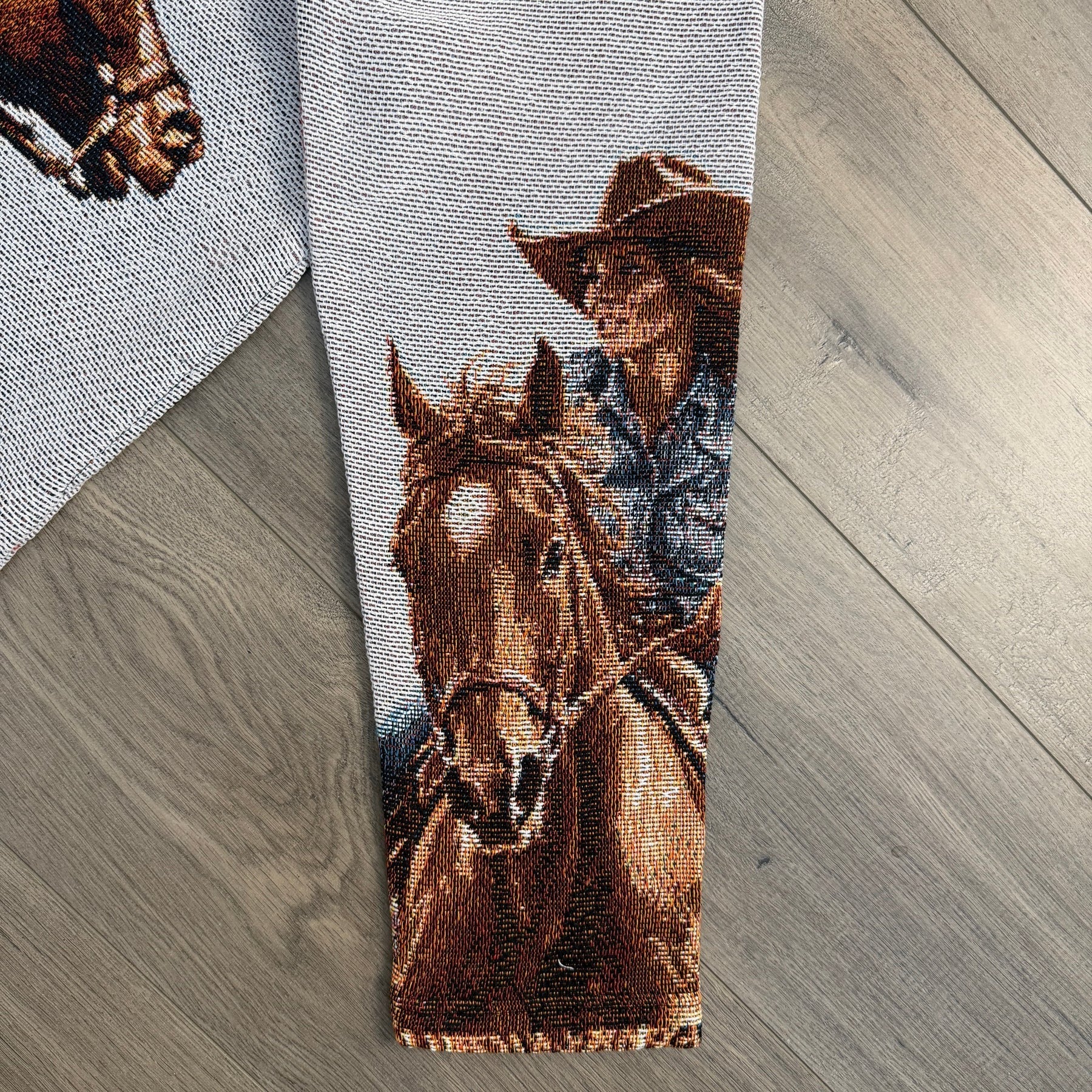 COWGIRL V2 TAPESTRY JACKET