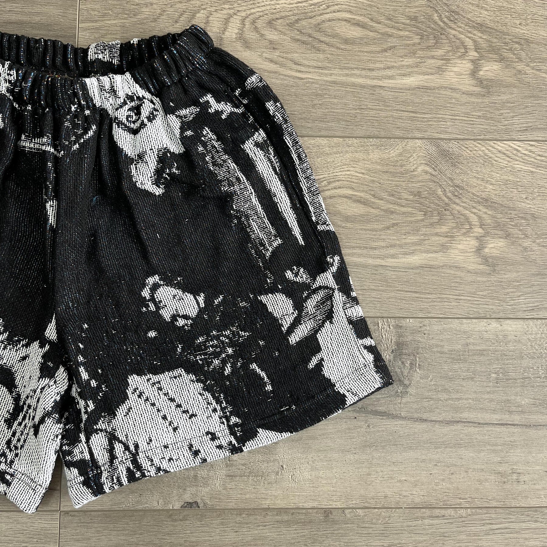 BLACK HIP TAPESTRY SHORT - RDMCLOTHINGART